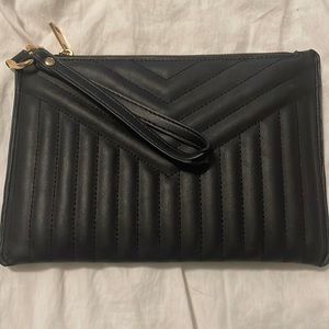 Black clutch